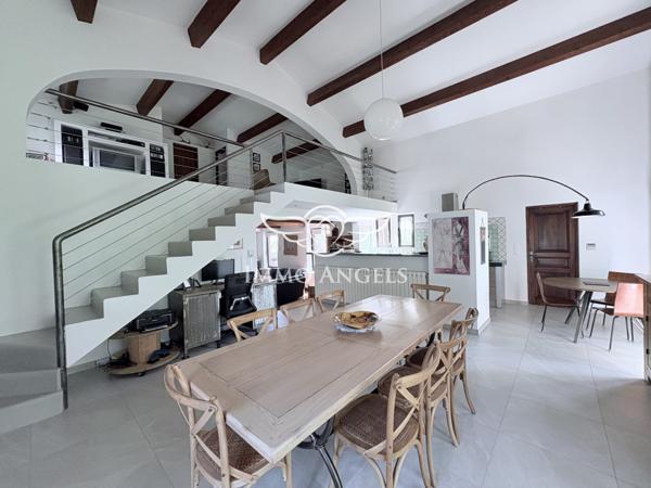 BELLE MAISON D'ENVIRON 140M2 SUR TERRAIN ARBORE DE 1080 M2 AVEC PISCINE