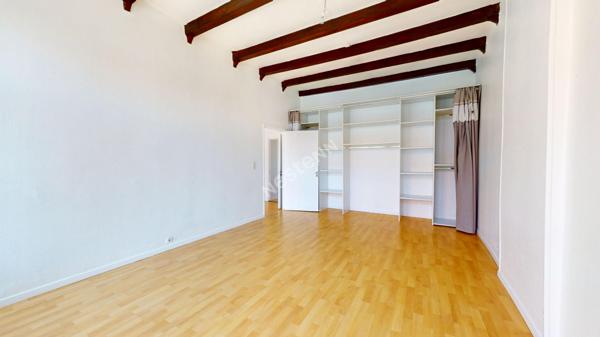 Appartement Saint Avold centre-ville- 3 pièce(s)- 2 chambres - 90 m2