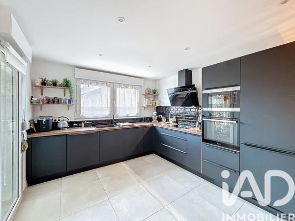 Maison à vendre 5 pièces 170 m² Richemont