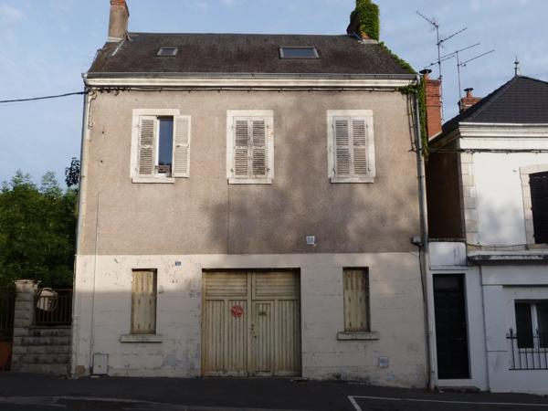 Vente                                                      Maison
                        
                     4 pièces                      70 m2                     à Vierzon