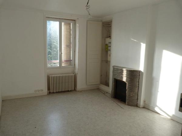 Vente                                                      Maison
                        
                     4 pièces                      70 m2                     à Vierzon