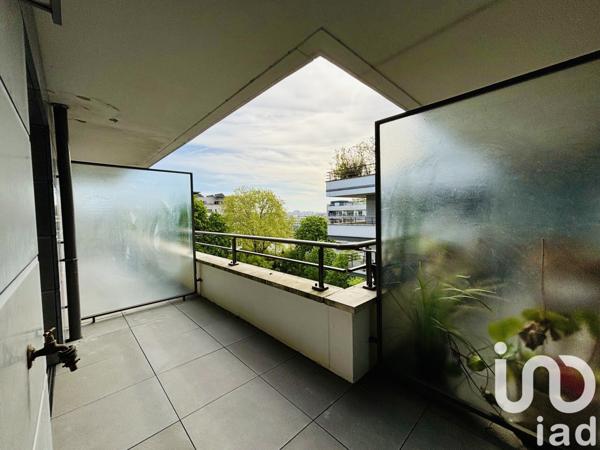 Appartement 2 pièces de 43 m² à Courbevoie (92400)