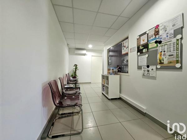 Bureaux à vendre 160 m² Aimargues