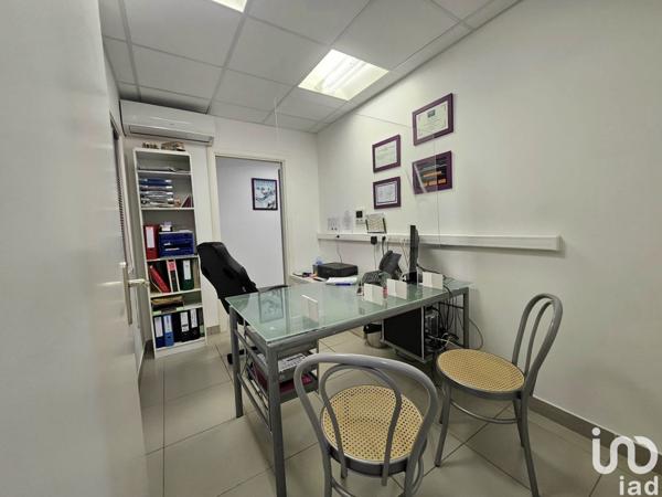 Bureaux à vendre 160 m² Aimargues