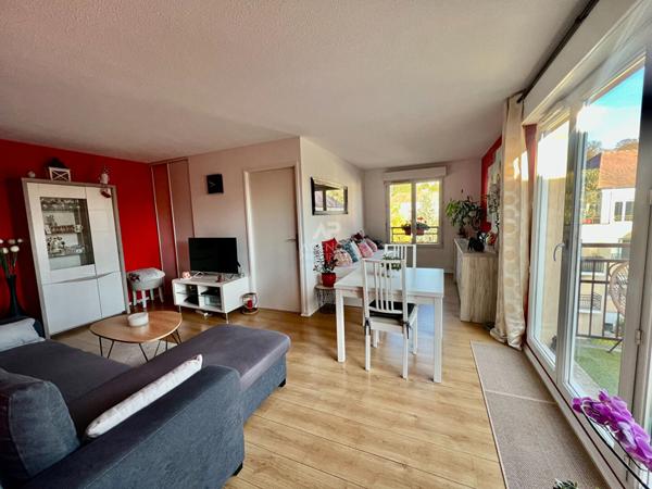 Appartement Pontoise 2 pièce(s) 46.71 m2 €208 000 ** - Référence 11099