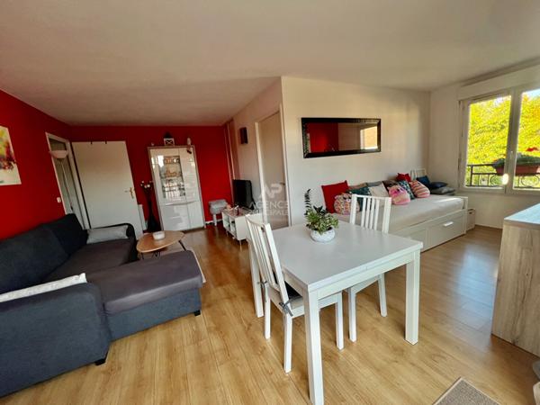 Appartement Pontoise 2 pièce(s) 46.71 m2 €208 000 ** - Référence 11099