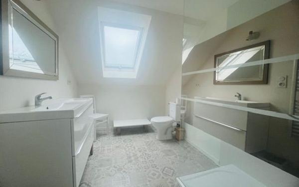 Maison à louer    5 pièces •  Porspoder