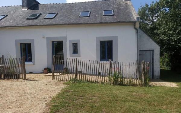 Maison à louer    5 pièces •  Porspoder