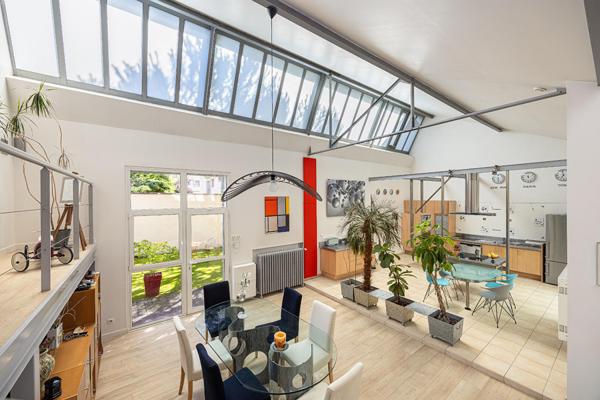 Loft intimiste à proximité immédiate de Lyon