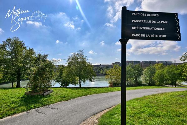 CLUIRE - Appartement 1 Pièce avec terrasse et place de stationnement couverte