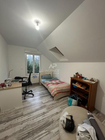Maison 76pièces 166 m2 - L'Etang La Ville - proximité Gare Loyer 3 000 €/mois **  - Référence  17637