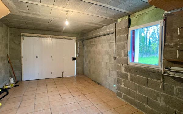 Maison à vendre    6 pièces •  Esquibien