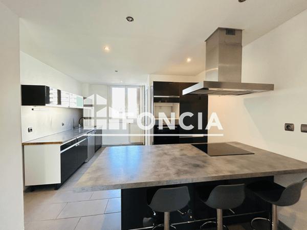 Location Appartement 4 pièces 78.28 m² - Toulon 83000