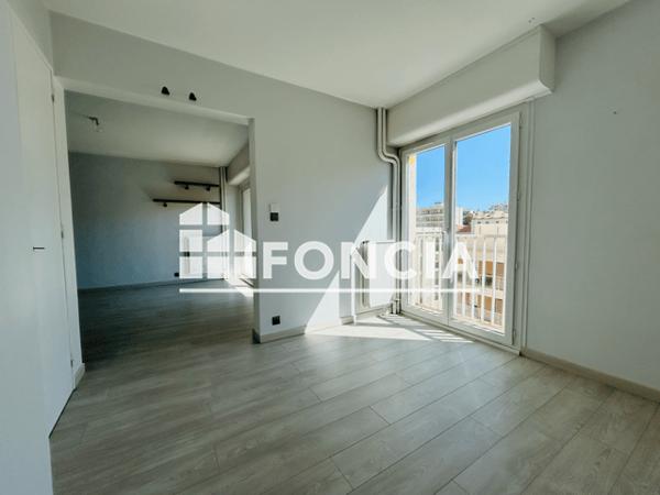 Location Appartement 4 pièces 78.28 m² - Toulon 83000