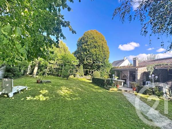 Maison à vendre  7 pièces - 172,05 m 2   LE PLESSIS TREVISE  - 94