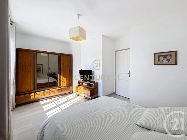 Maison à vendre  7 pièces - 172,05 m 2   LE PLESSIS TREVISE  - 94