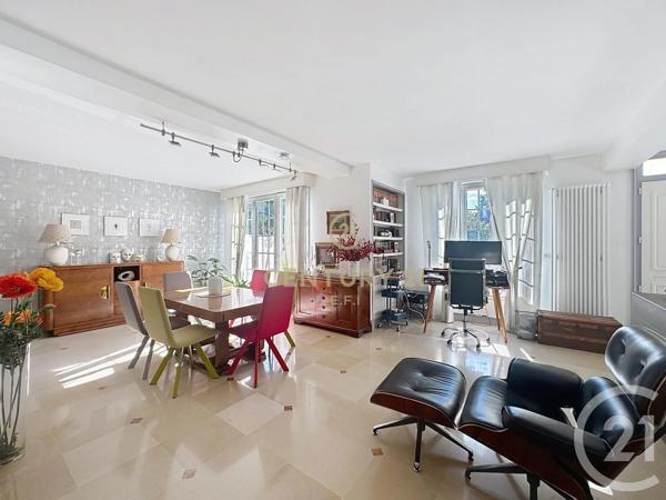 Maison à vendre  7 pièces - 172,05 m 2   LE PLESSIS TREVISE  - 94