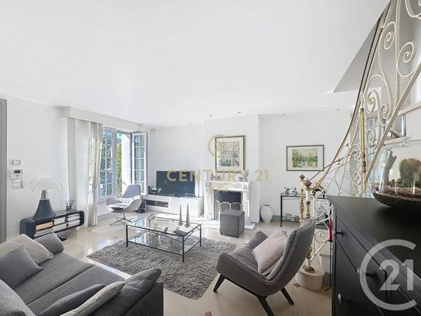 Maison à vendre  7 pièces - 172,05 m 2   LE PLESSIS TREVISE  - 94