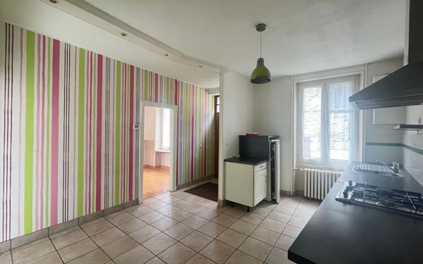 Maison à vendre    5 pièces •  Alençon