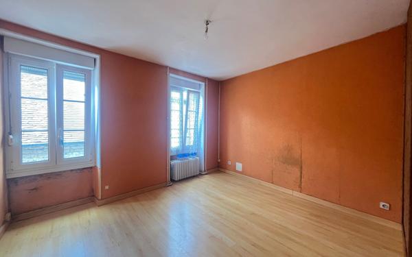 Maison à vendre    5 pièces •  Alençon