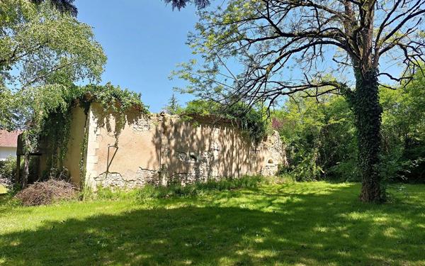 Maison à vendre    6 pièces •  Saint-Astier