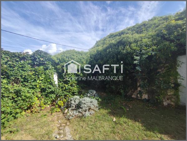 Maison bourgeoise semi individuelle 4 voir 5 chambres