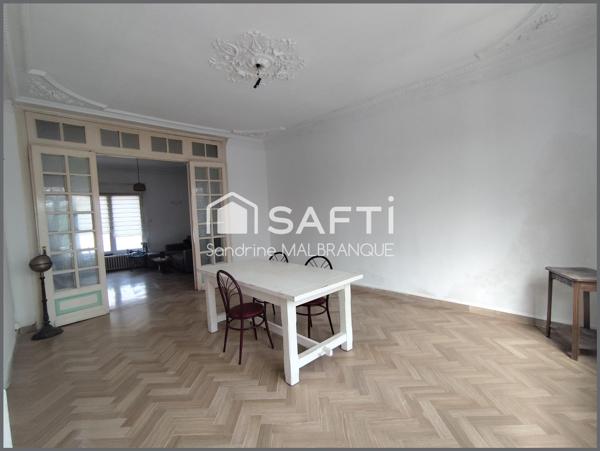 Maison bourgeoise semi individuelle 4 voir 5 chambres