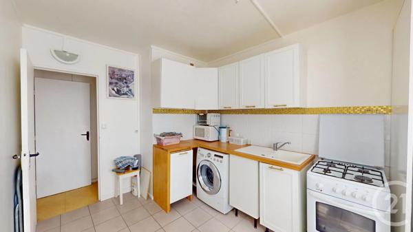 Appartement F2 à vendre  2 pièces - 49,53 m 2   AUBERVILLIERS  - 93