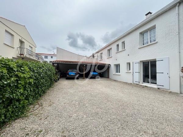 Maison 6 chambres à ST GILLES CROIX DE VIE Toutes les caractéristiques