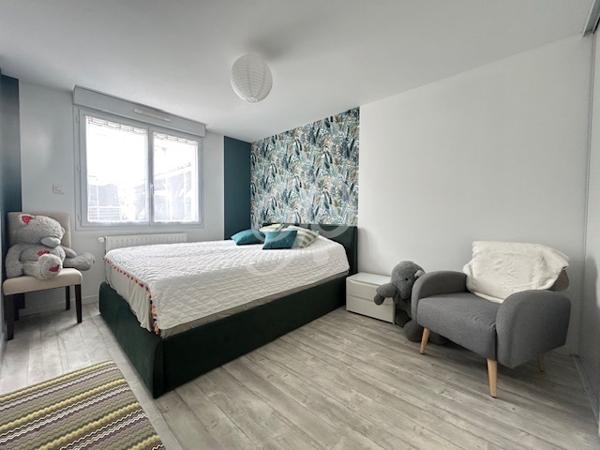 Maison 6 chambres à ST GILLES CROIX DE VIE Toutes les caractéristiques