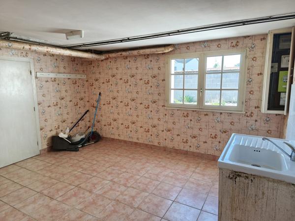 Maison spacieuse de 6 pièces à Bressuire - Confort et calme assurés !