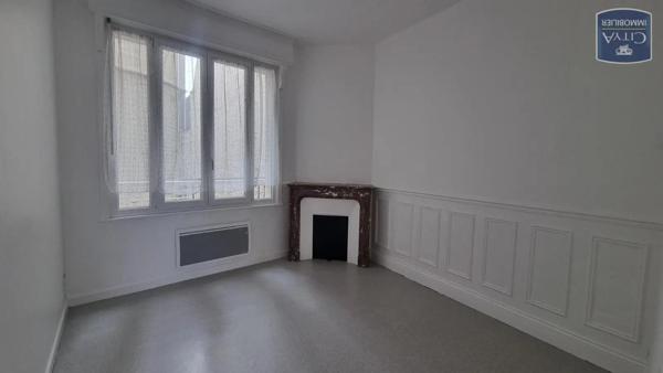 Appartement à louer 2 pièces 43.37m² Saint-Quentin (02100)