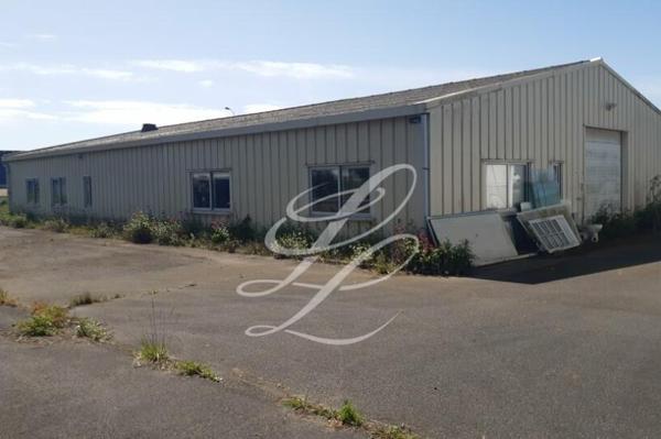 Location - LOCAL D'ACTIVITE 375 m 2