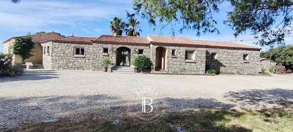 Cazevieille, Maison 8 Chambres -  345 m² à vendre