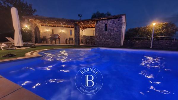 Cazevieille, Maison 8 Chambres -  345 m² à vendre