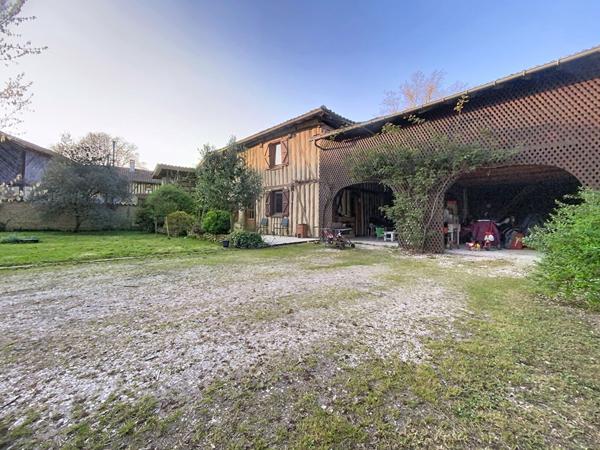 A vendre, Maison à Castelnau Magnoac 4 pièces de 112 m2, avec jardin de 1400m2