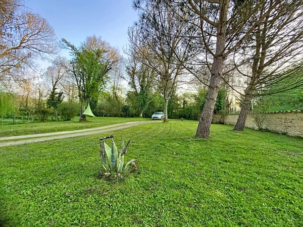 A vendre, Maison à Castelnau Magnoac 4 pièces de 112 m2, avec jardin de 1400m2