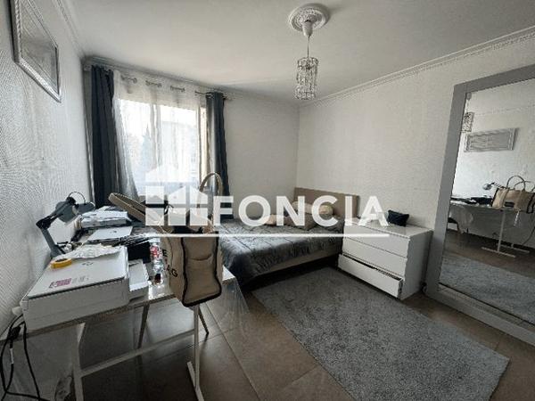 Location Appartement 4 pièces 70.6 m² - 121 AVENUE MICHEL JOURDAN Cannes La Bocca 06150