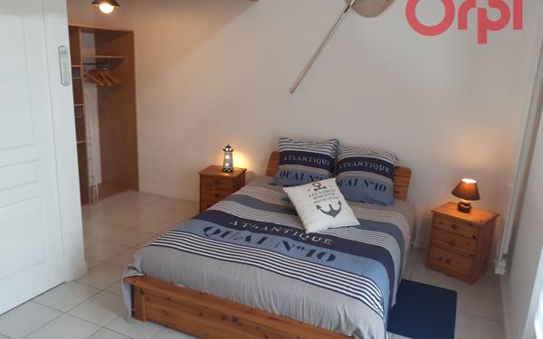 Maison à vendre    9 pièces •  Grosbreuil