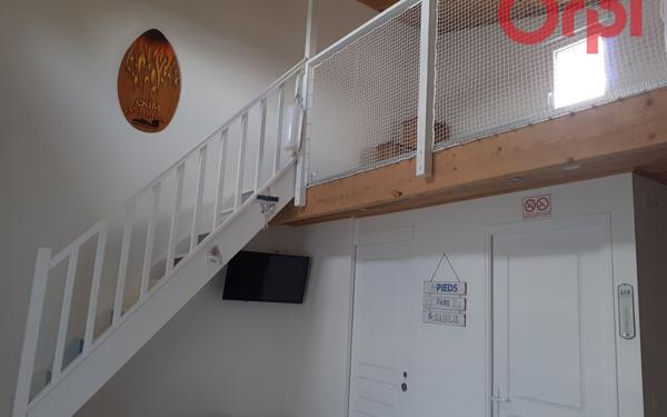 Maison à vendre    9 pièces •  Grosbreuil