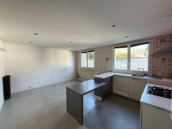 Appartement à vendre à Rennes en Ille-et-Vilaine (35000), ref : AUR