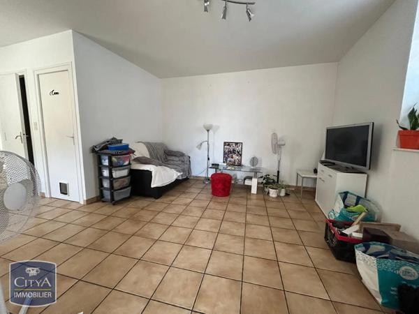 Maison à louer 5 pièces 100.81m² Volvic (63530)