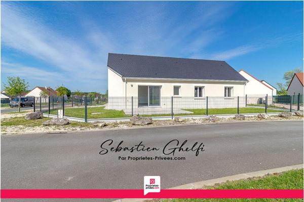 belle maison de plain-pied avec 3 chambres-cellier-garage