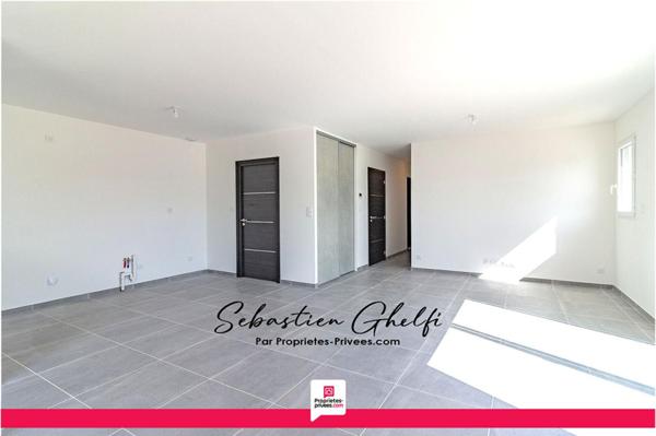 belle maison de plain-pied avec 3 chambres-cellier-garage