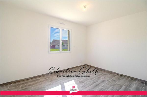 belle maison de plain-pied avec 3 chambres-cellier-garage