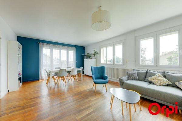 Maison à vendre    7 pièces • 157,50 m2 Craponne