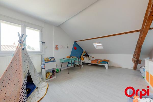 Maison à vendre    7 pièces • 157,50 m2 Craponne