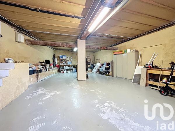 Maison à vendre 6 pièces 156 m² Saint-Symphorien-d'Ozon