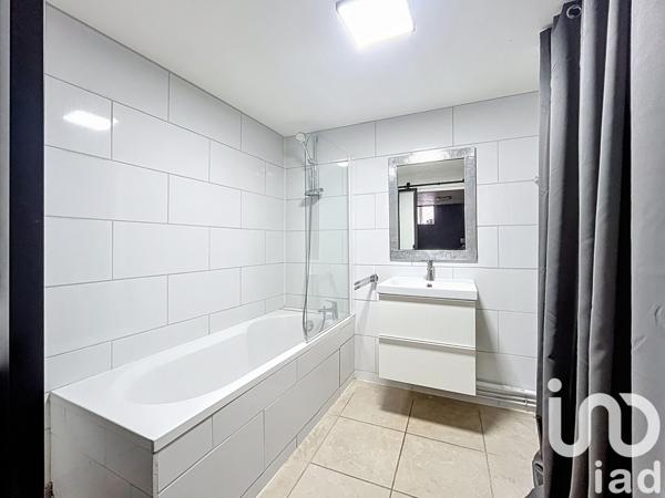 Maison à vendre 6 pièces 156 m² Saint-Symphorien-d'Ozon