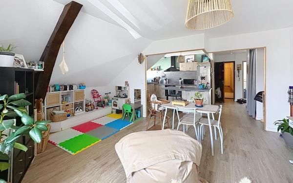 Appartement à vendre    4 pièces • 72,23 m2 Jurançon